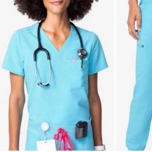 Figs neon blue Catrina top